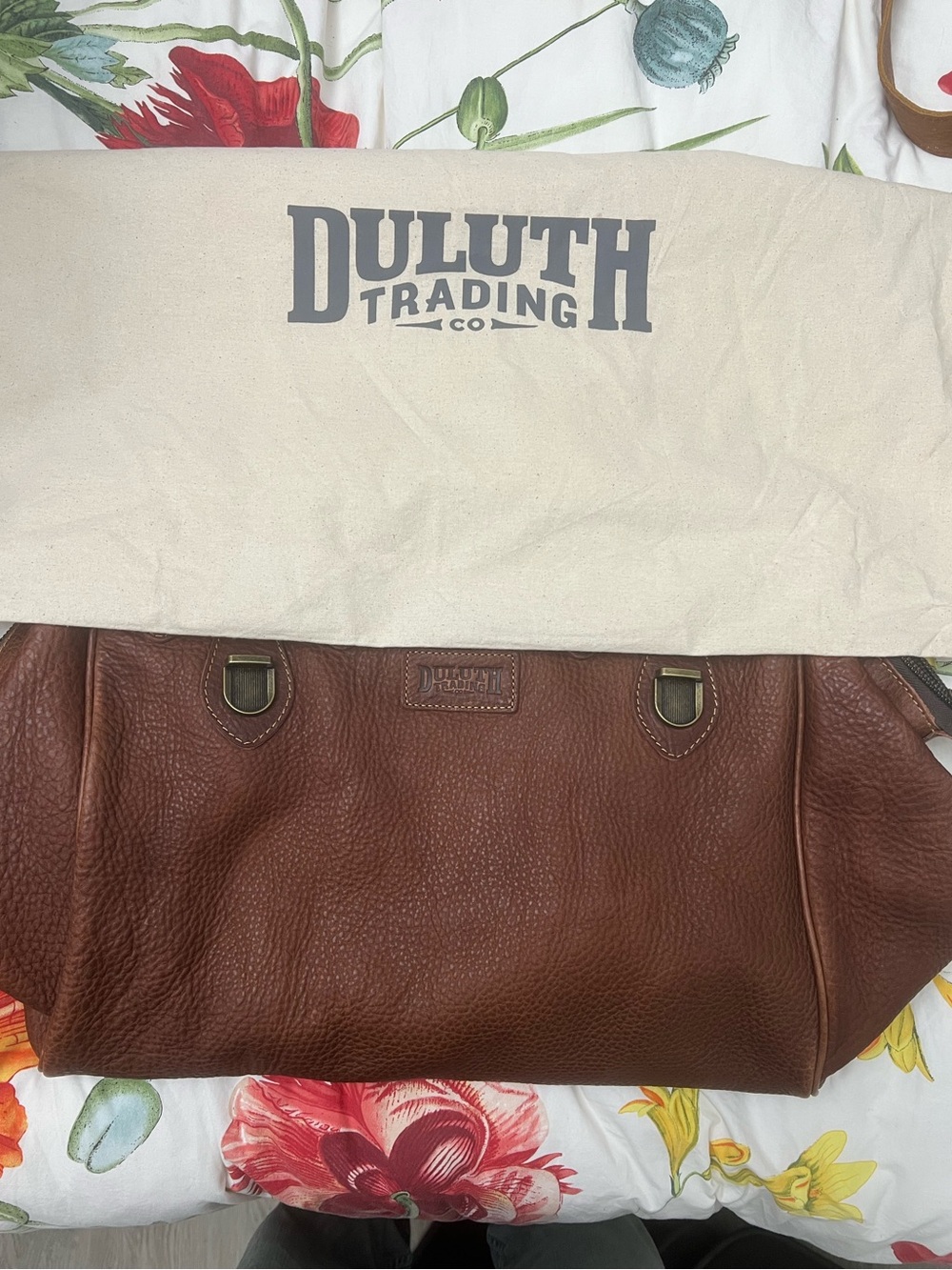 DULUTH TRADING CO Lifetime Leather AWOL Bag 2.0 NEW - Picture 6 of 6